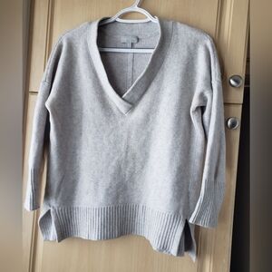 100% Cashmere The White Company Light Gray V-Neck Sweater